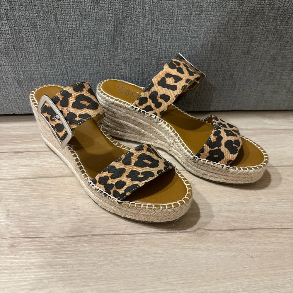 Women’s Sz 8.5 Franco Sarto Cheetah Print Wedge Sandals - Picture 2 of 4